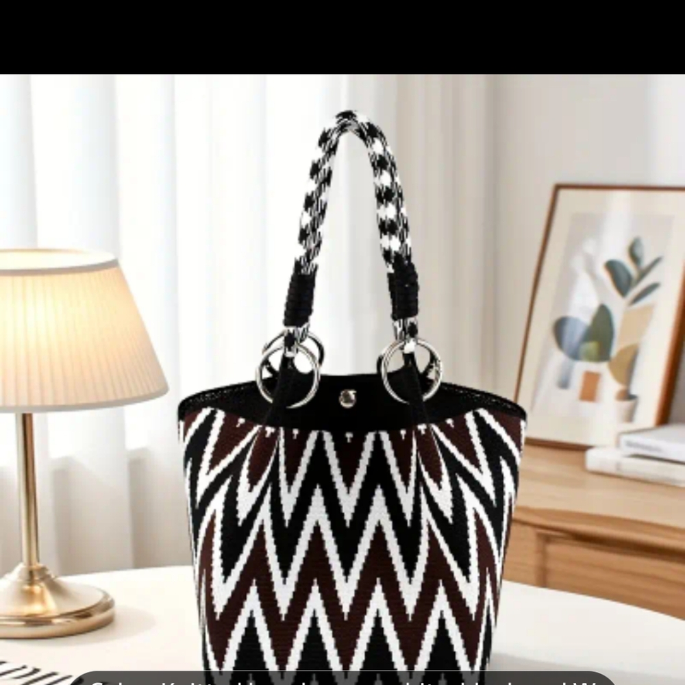 Chic Black & White Woven Bucket Handbag